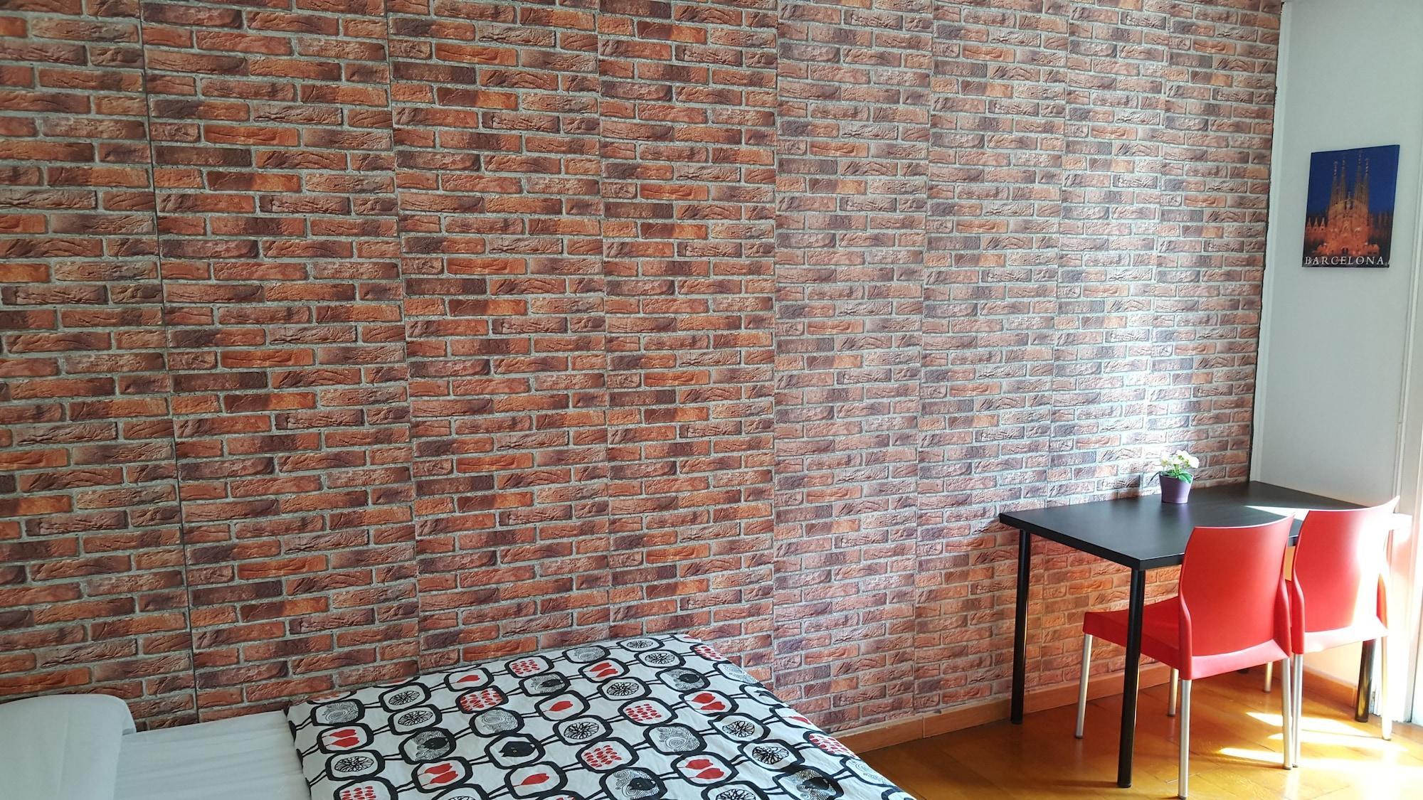 Diagonal House Hostel Barcelona Buitenkant foto